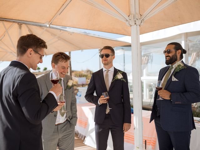 O casamento de Hélène e Thomas em Trafaria, Almada 12