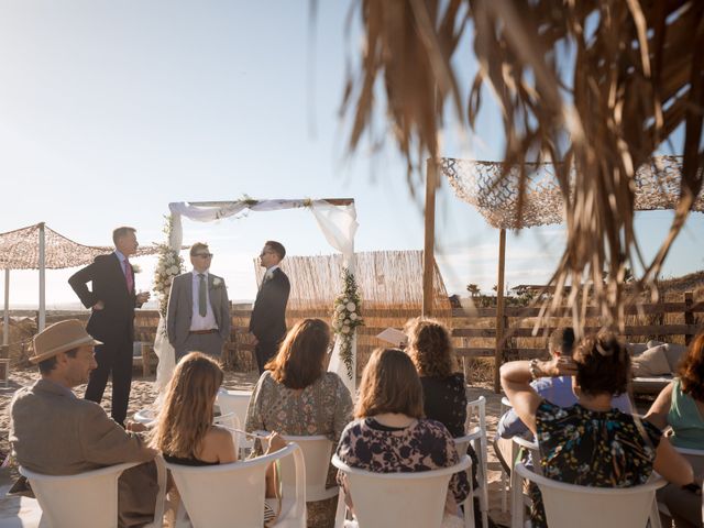 O casamento de Hélène e Thomas em Trafaria, Almada 24