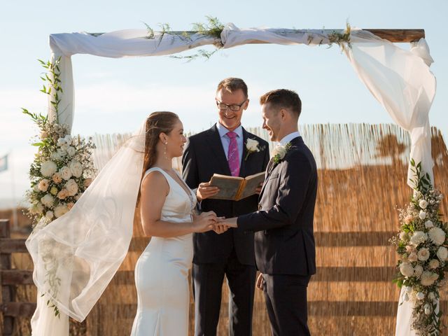 O casamento de Hélène e Thomas em Trafaria, Almada 54