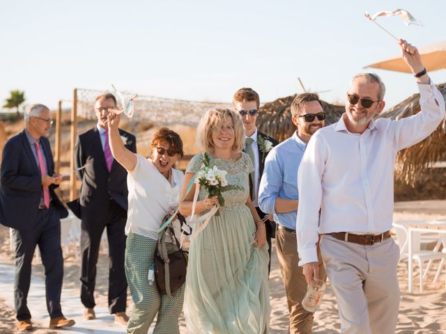 O casamento de Hélène e Thomas em Trafaria, Almada 69