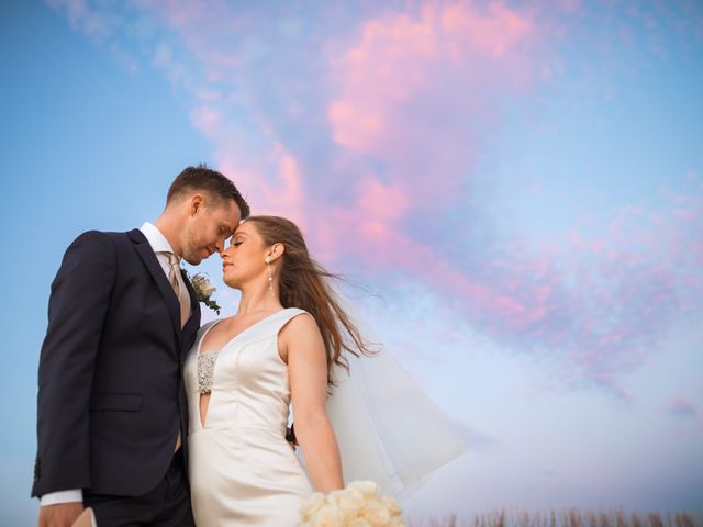 O casamento de Hélène e Thomas em Trafaria, Almada 87