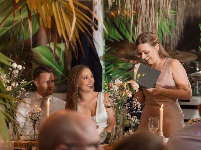 O casamento de Hélène e Thomas em Trafaria, Almada 92