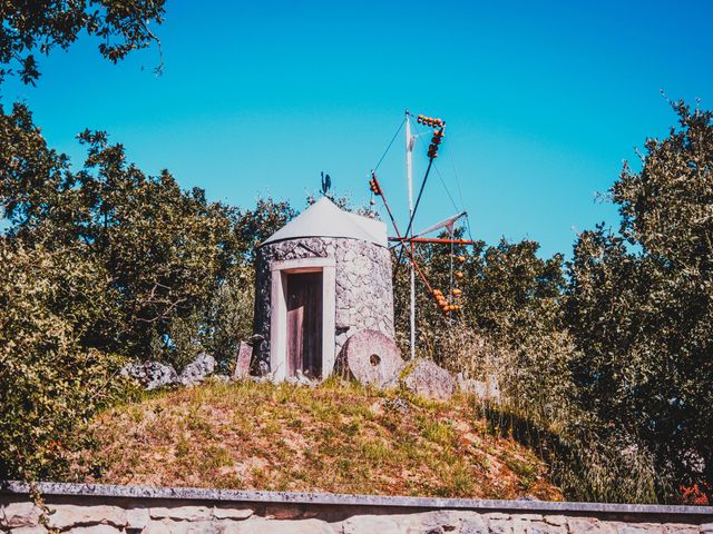 O casamento de João e Joana em Mendiga, Porto de Mós 19