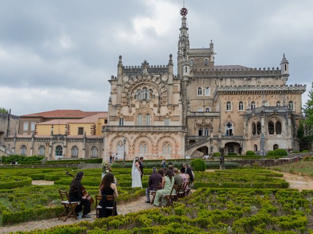 O casamento de Marc e Lily em Luso, Mealhada 24