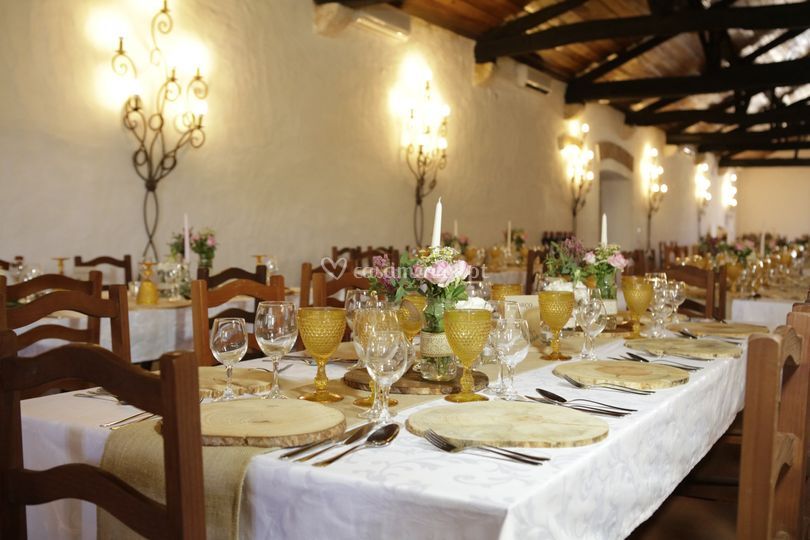 Detahes