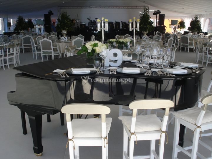 Decoração com mesas de piano