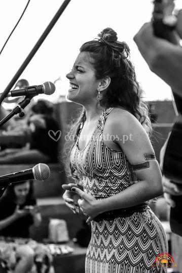 Lele a cantar