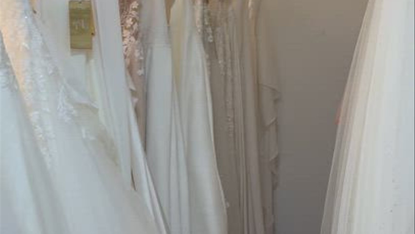 Sala de provas de vestidos de noiva