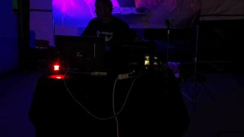 DJ Mike