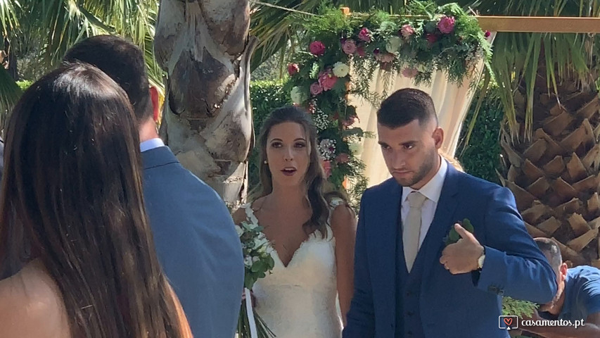 Happy - Saxofonista em Cerimónia Casamento.