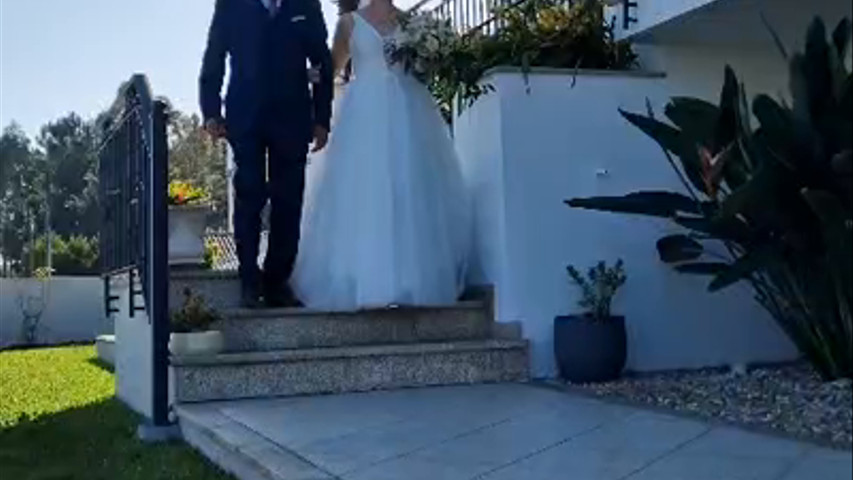 Noiva a Sair de Casa