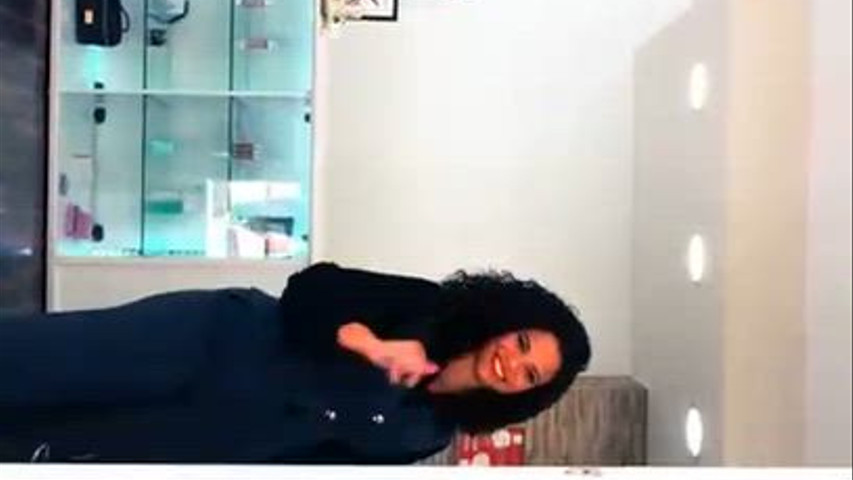 Adriana Mendes Beauty & Academy 