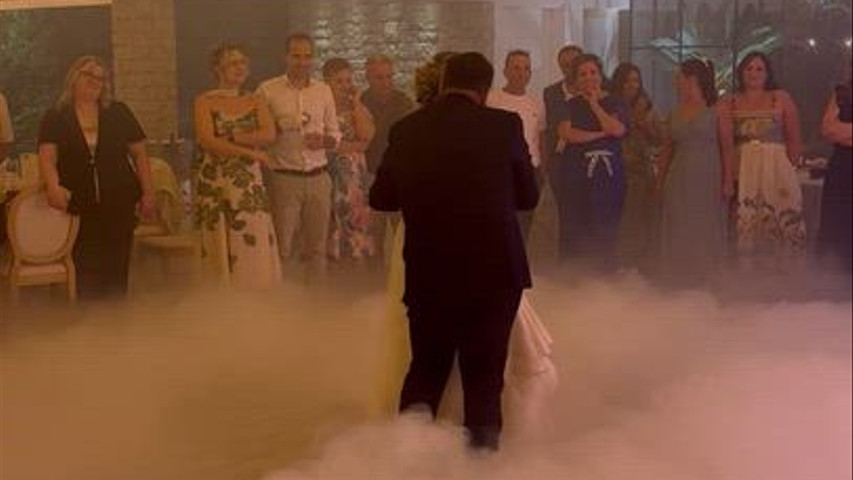 Abertura de baile com fumo rasteiro