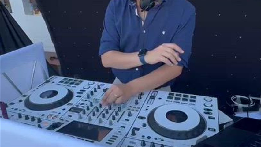 Cocktail DJ