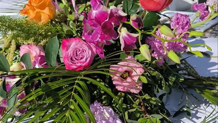 ByDora Flowers
