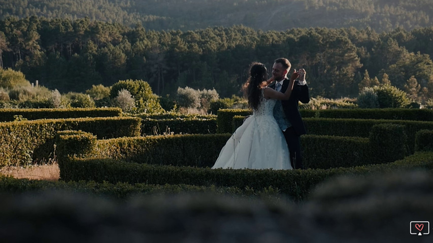 2023 Trailer Sara & Pascal