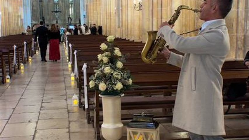 Can't Help Falling In Love - Joel Ferreira Sax (Wedding Live Performance)