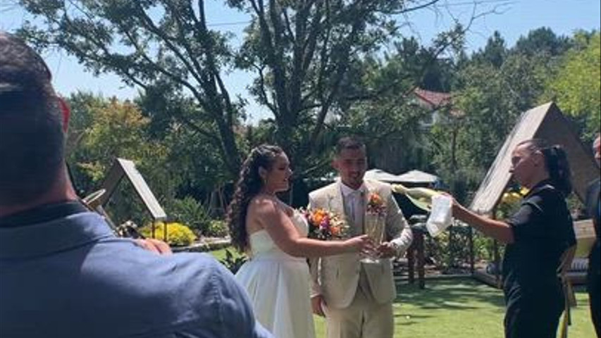 And that's how you start the party - Joel Ferreira Sax (Wedding Live Performance)
