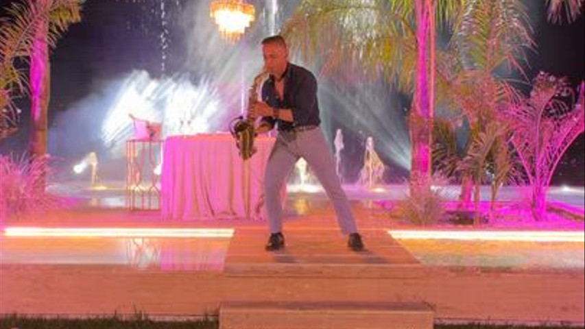 The Power of the Cake Cutting - Joel Ferreira Sax (Wedding Live Performance)