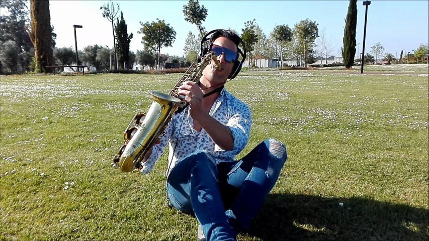 Love someone - Joel Ferreira Sax 