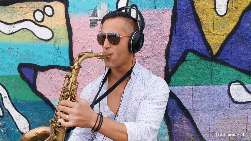 Larger Than Life (Backstreet Boys) Sax Cover - Joel Ferreira Sax