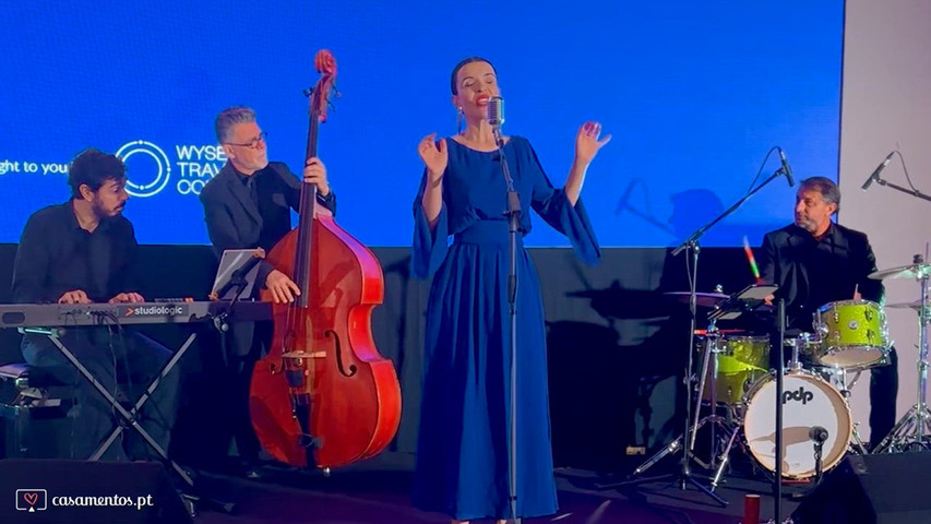 Cheek To Cheek - Blueberry Moon Live