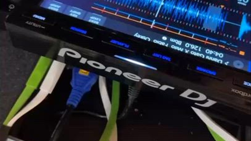 Material DJ