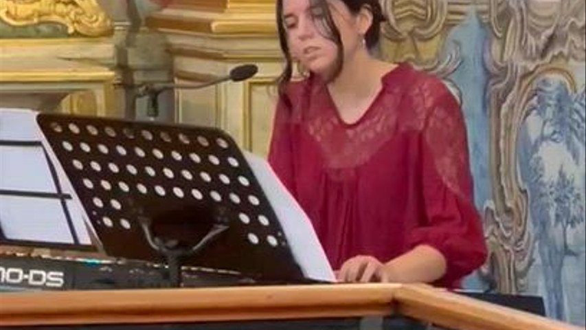 Inês Gomes - Hallellujah