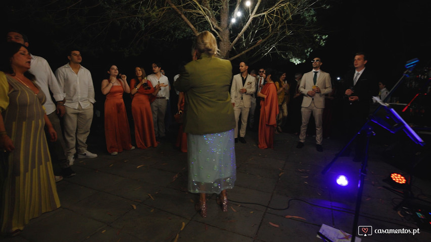 A Wedding With Magic Tones