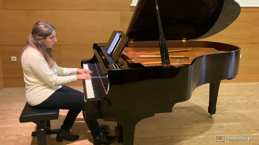 Laura zapatero carreiro pianista para casamentos