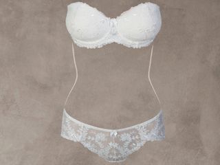 Lingerie Pronovias 2018: conforto e sensualidade