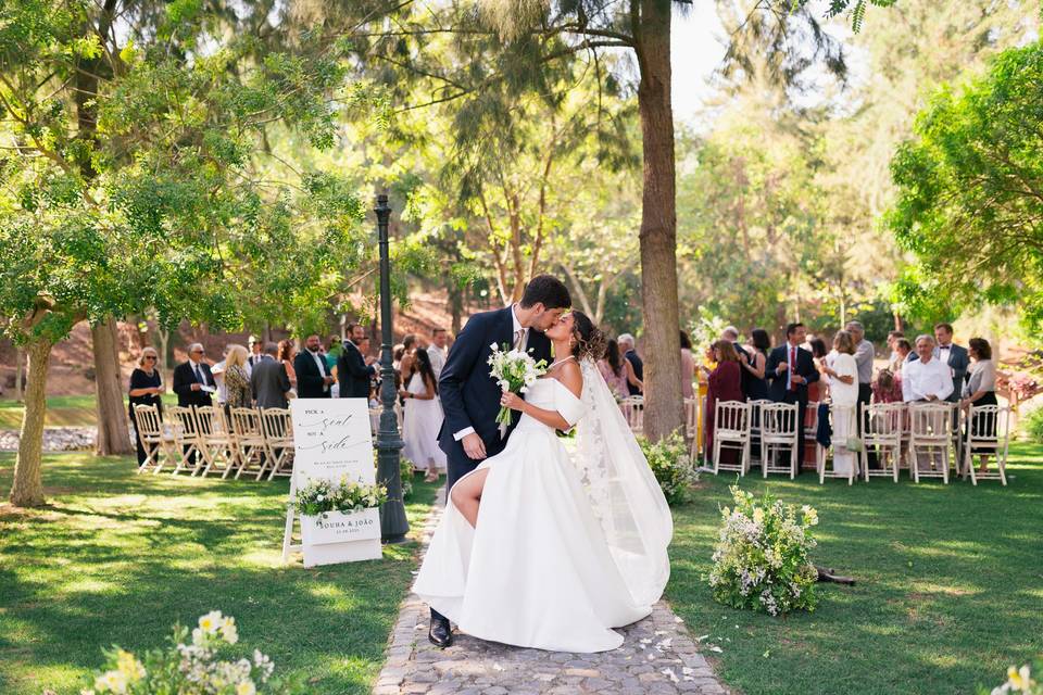 O casamento de Souha e João