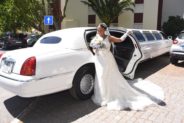 Luxury Limousine - 3