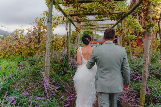Madeira Island Bridal & Party HairStylist - 4