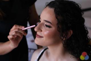 Alice Loves Makeup - 7