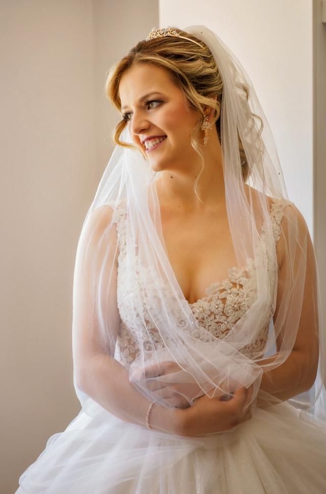 Catarina Almeida Hairstyle - 2