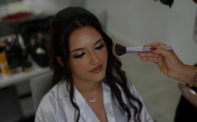 Mariana Barros Makeup Artist - 1
