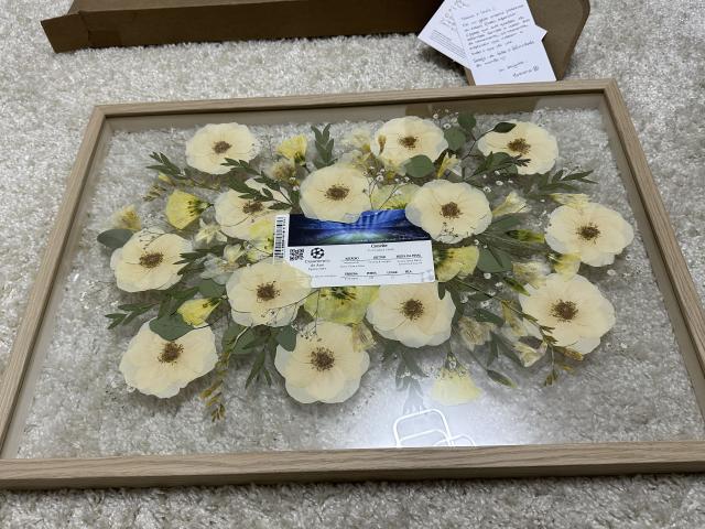 Aurora Pressed Flowers - 1