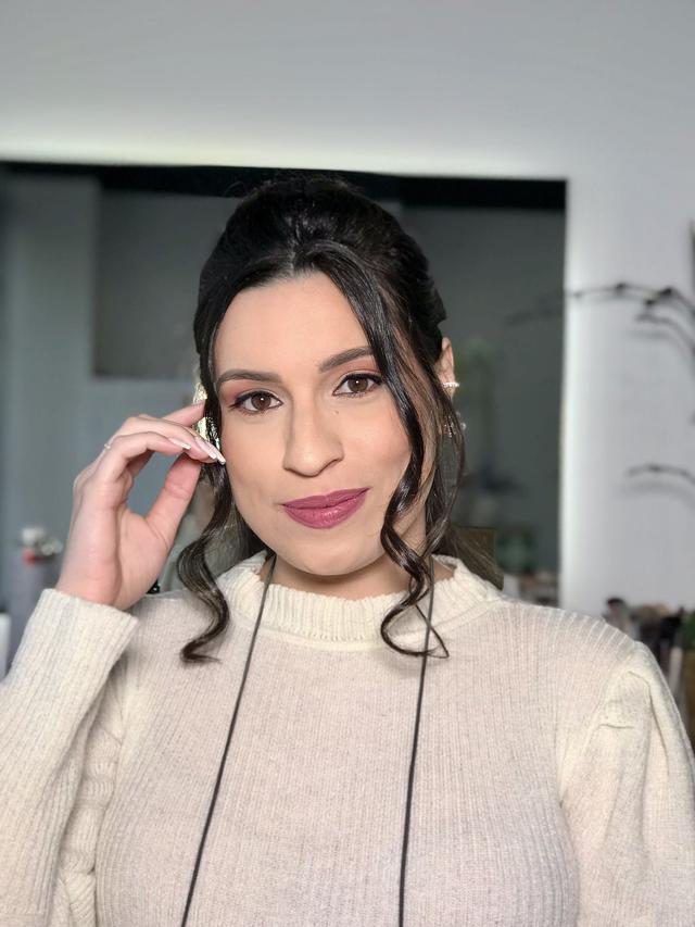 Ela Vasconcellos Makeup - 3