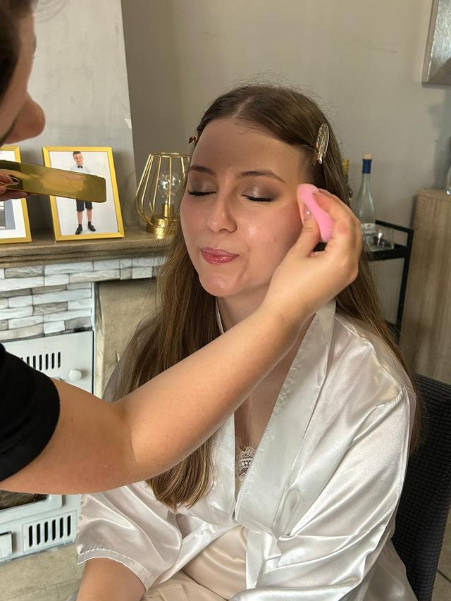 Ana Pina Makeup & Hair - 3