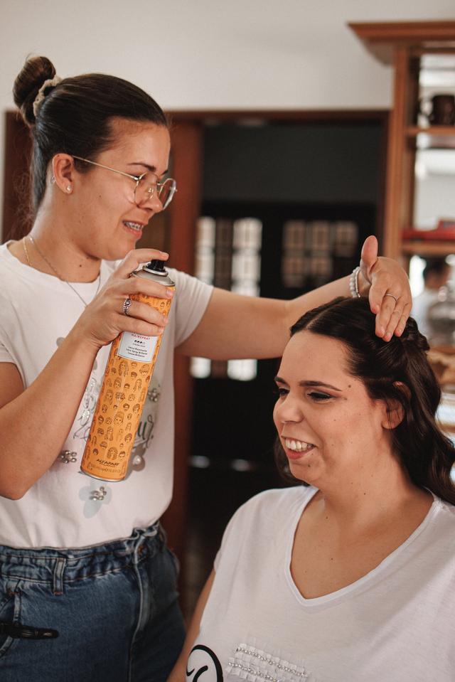 Daniela Lourenço - Hair, Makeup and Beauty - 2