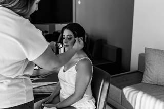 Diana Pinto Makeup & Hair - 14