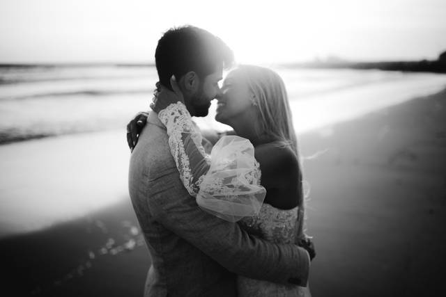 Set Lounge Beach Weddings 2