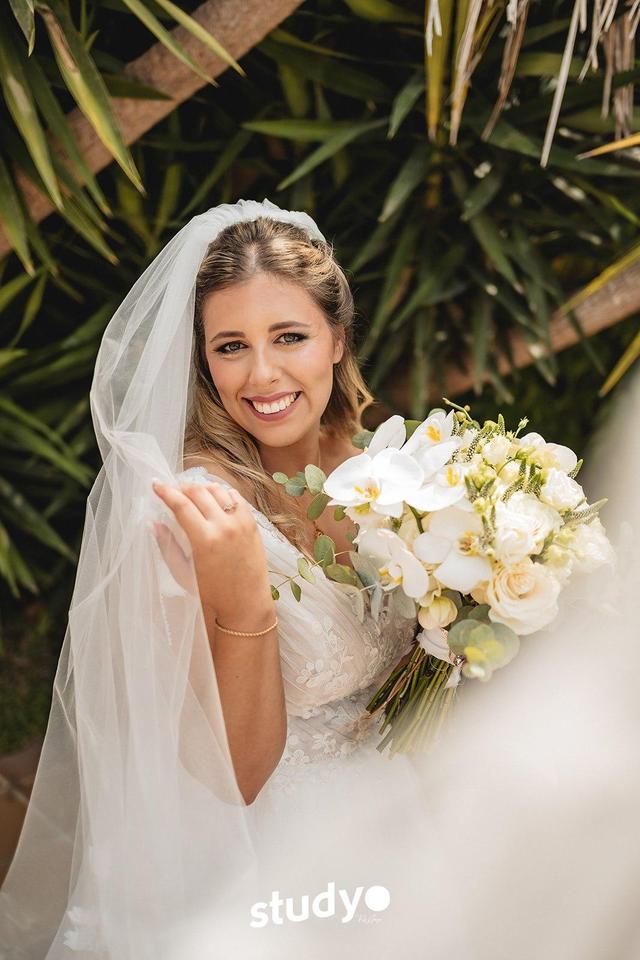 Flor Makeup - 2