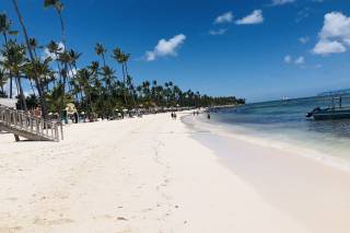 B The Travel Brand - 10