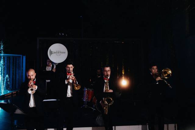 Folhas de Pêssego Brass Band 3