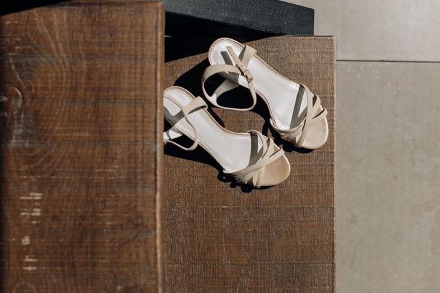 Crème Caviar Shoes - 1