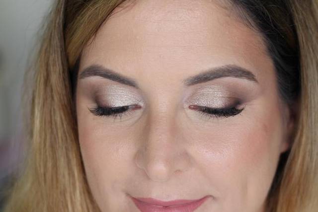 Mariana Nogueira Makeup Artist 1