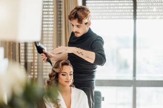 Bernardo Sousa Hair Dresser - 7