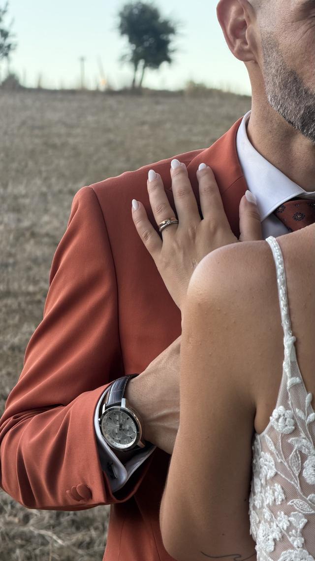 Love Stories with Jess – Wedding Content Creator - 1